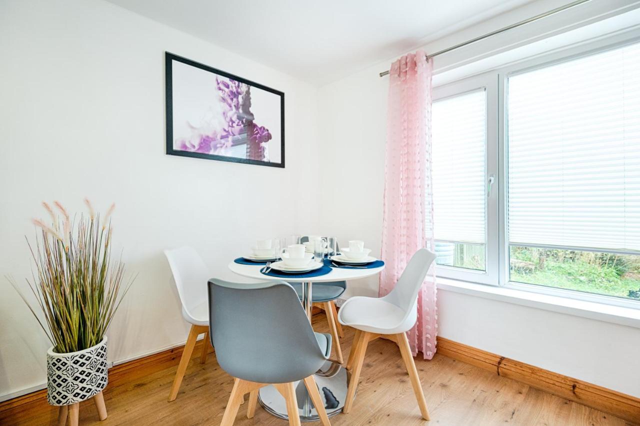 Private Parking, Garden, Close To Beach! Swansea Exterior photo